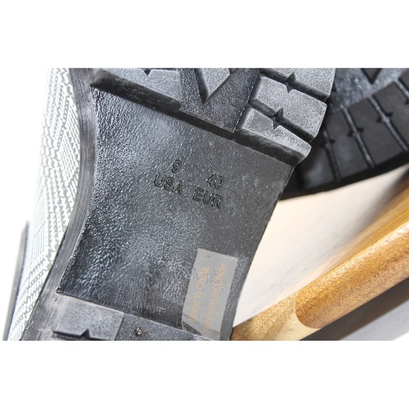 Jeffrey Campbell Cloudy-V Black White Plaid Platform Chelsea Boots 9M - Picture 12 of 12